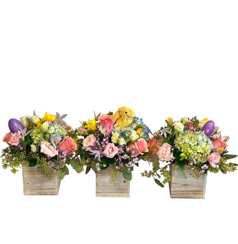 Centerpiece Trio with Easter Bunny and Easter Eggs